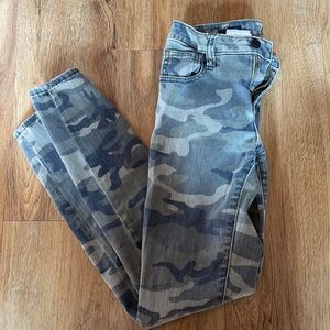 Miss me Camo Skinny Jeans!